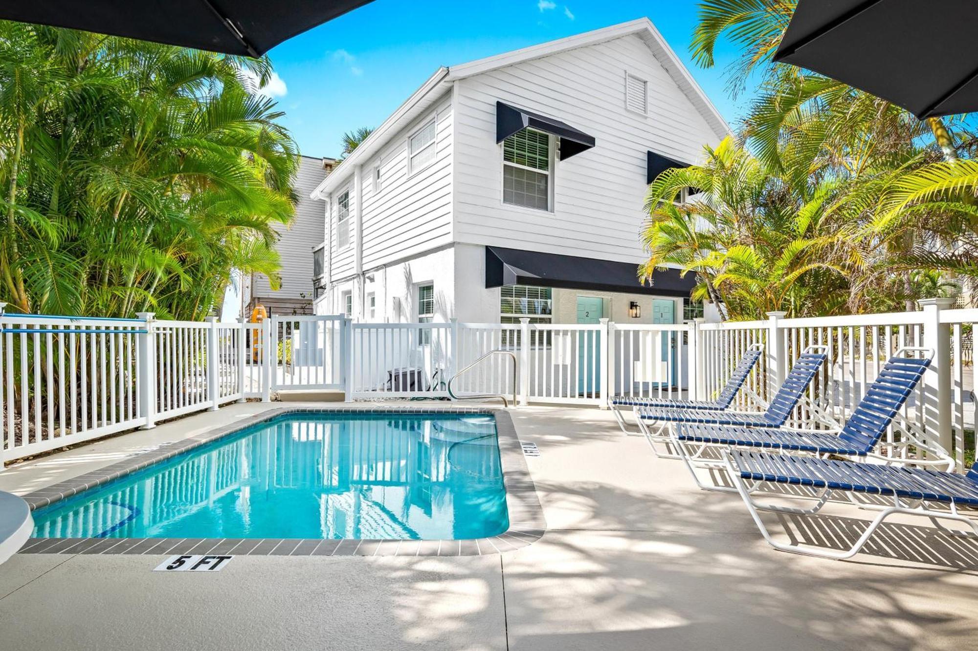 Parrot Beach Cottages เซียสตาคีย์ ห้อง รูปภาพ